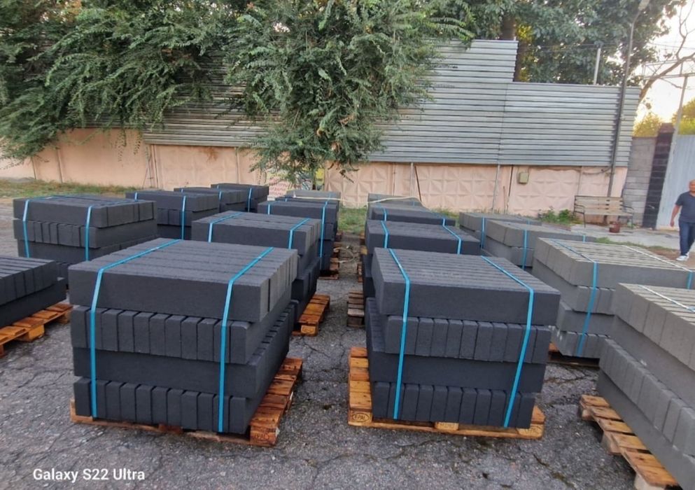 Бордюр тротуарный, дорожный