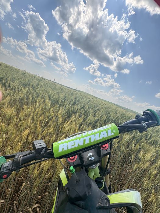 Se vinde motocross ultra 125cc 4t