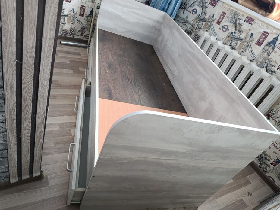 Продам Кровать б/у