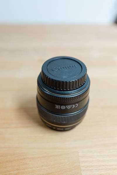 Vand obiectiv Canon 85 mm + filtru