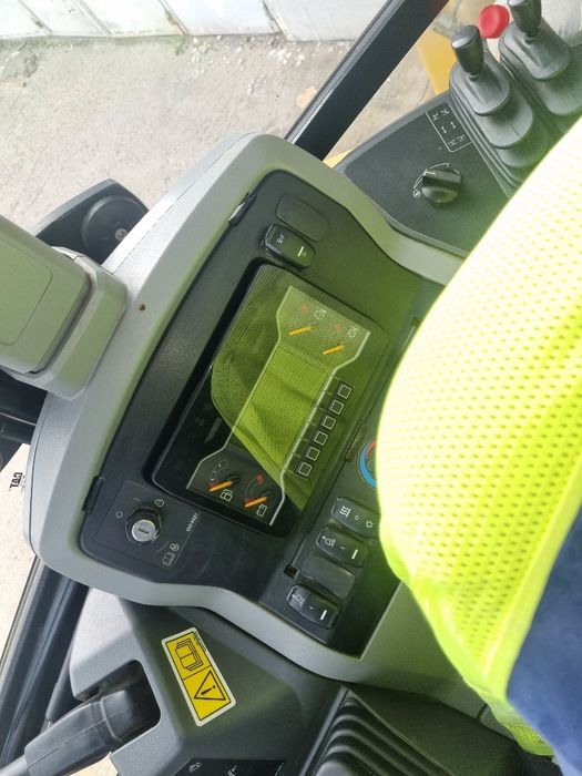 De vinzare sau inchiriat Buldoexcavator