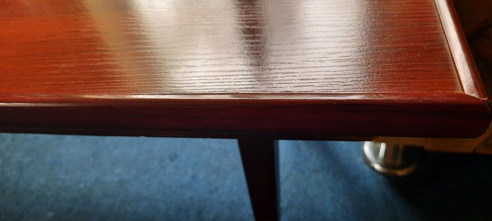 Продам журнальный столик