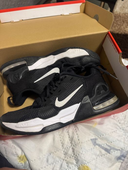 Маратонки Nike air max 41