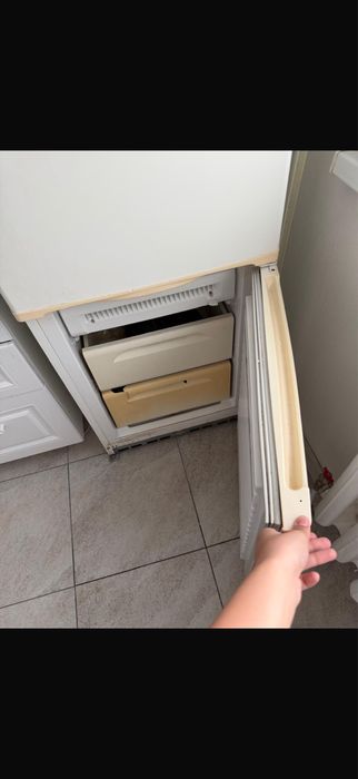 Холодильник в хорошем состоянии