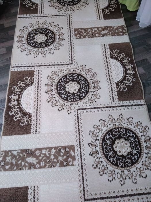Продам ковровые  дорожки