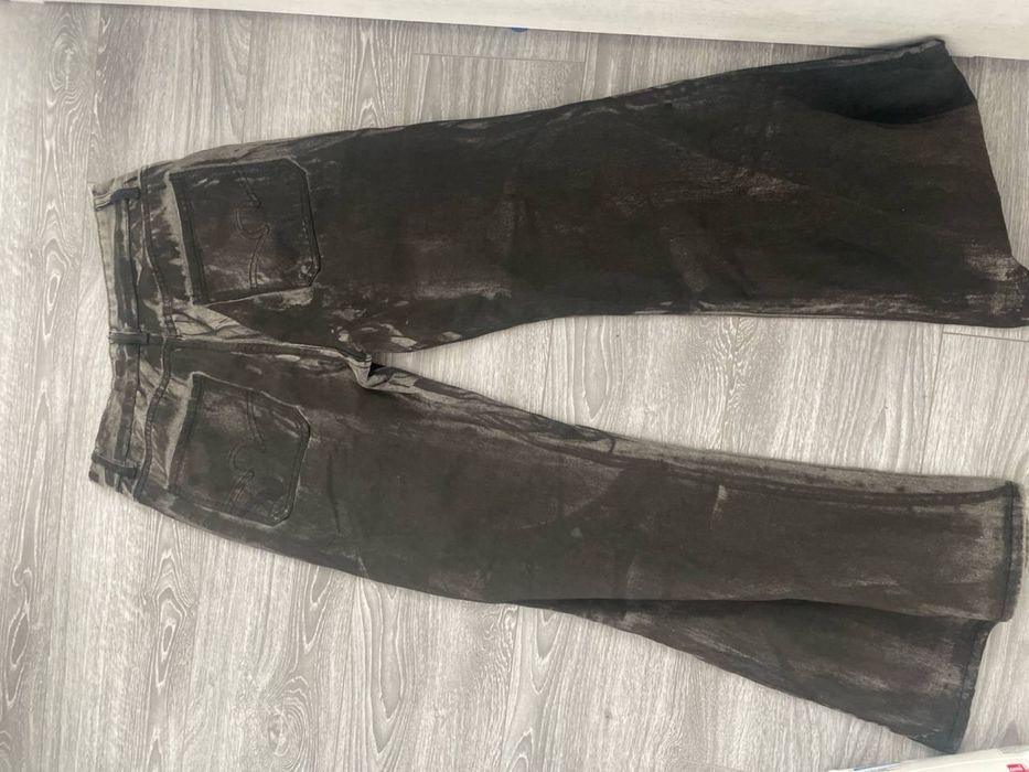 Продам джинсы клеш новые