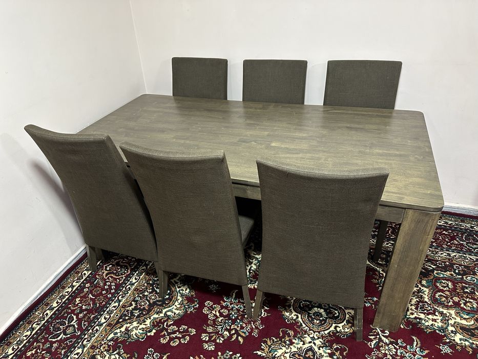 Продам стол из натурального дерева и стулья