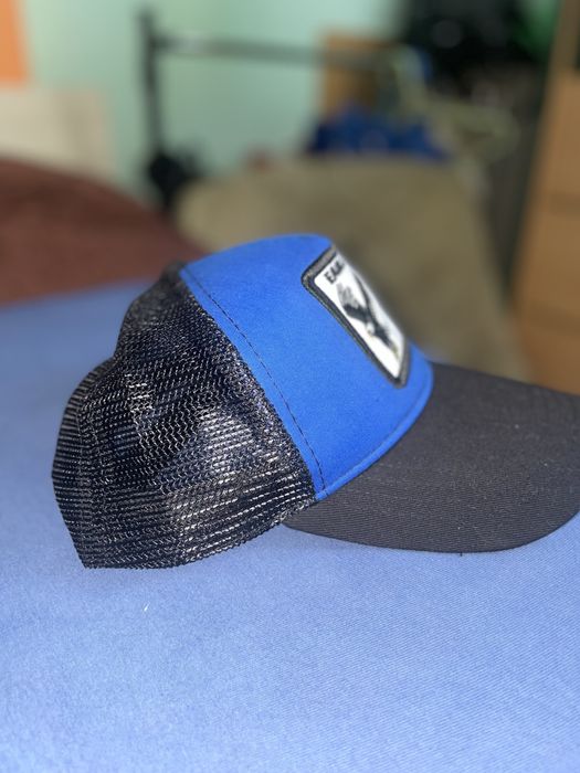 Лятни шапки с козирка