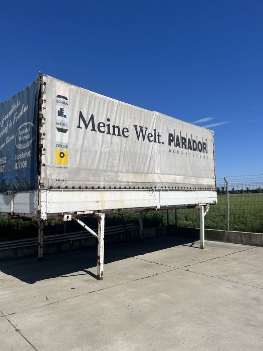 Vand container interschimbabil