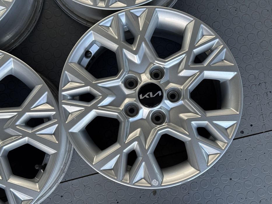 4бр. КАТО НОВИ ОРИГИНАЛНИ 16” Джанти 5х114.3 за -KIA/HYUNDAI/MAZDA/други- 6.5Jx16H2, ET50