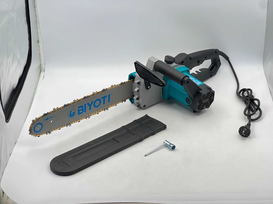 Пила цепная электрическая Biyoti BYT-715, 40 см, 2500 Вт, 4800 об/мин