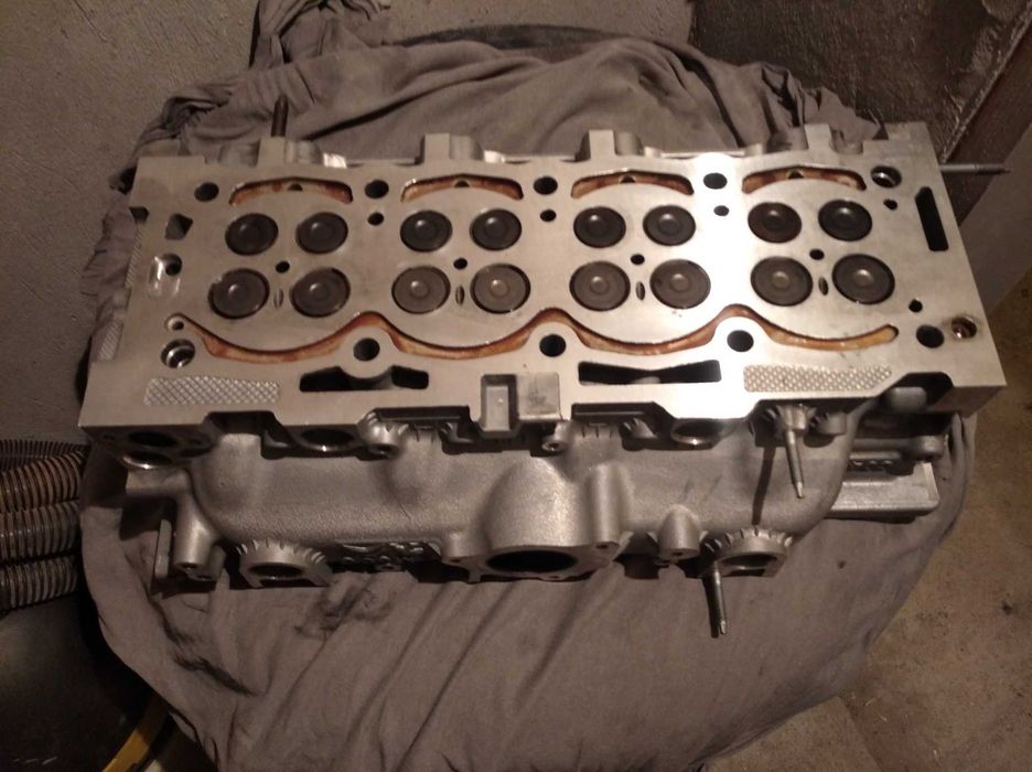 Цилиндрова глава за 2.0HDI 180hp