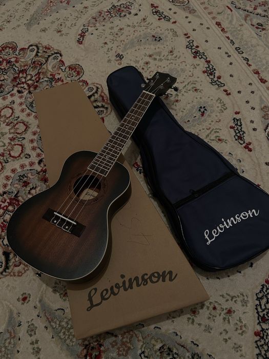 Укулеле Levinson