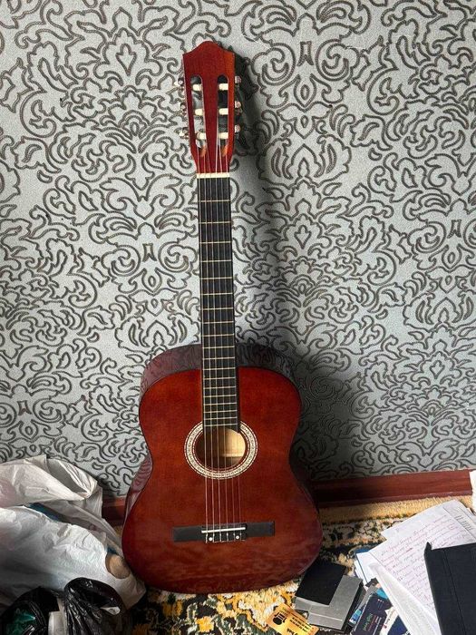 Продается гитара