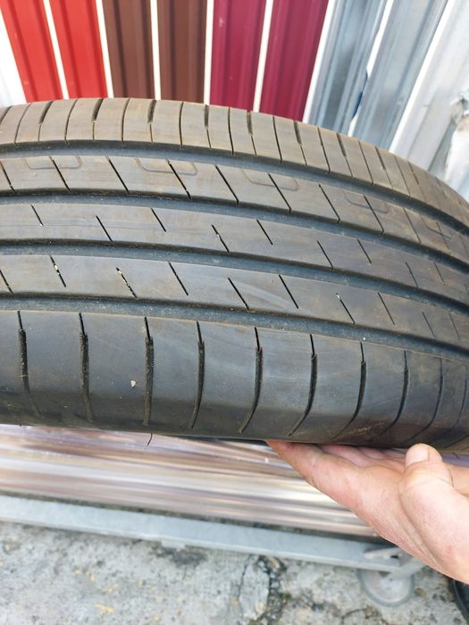 Anvelope Vara 215 60 r17