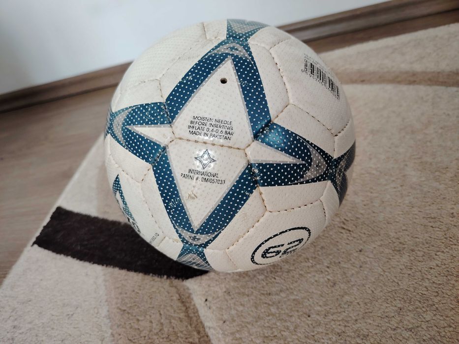 Minge fotbal Joma si Nexo