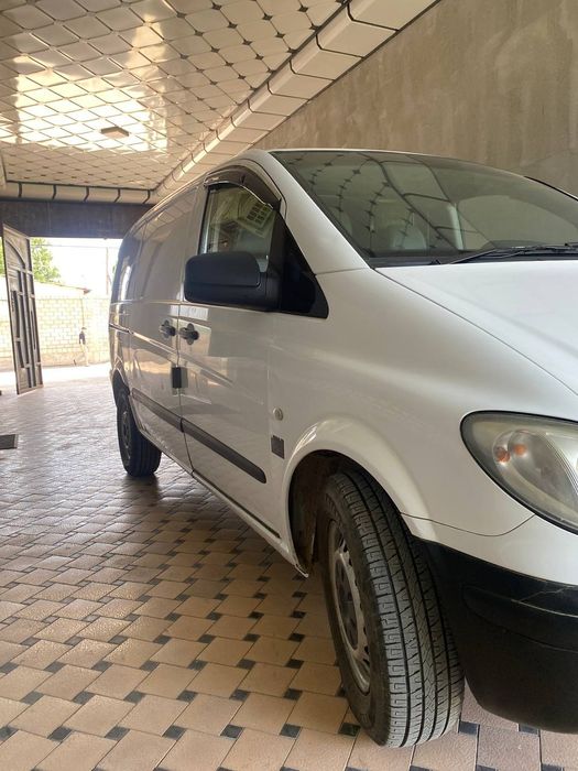 Mercedes benz vito