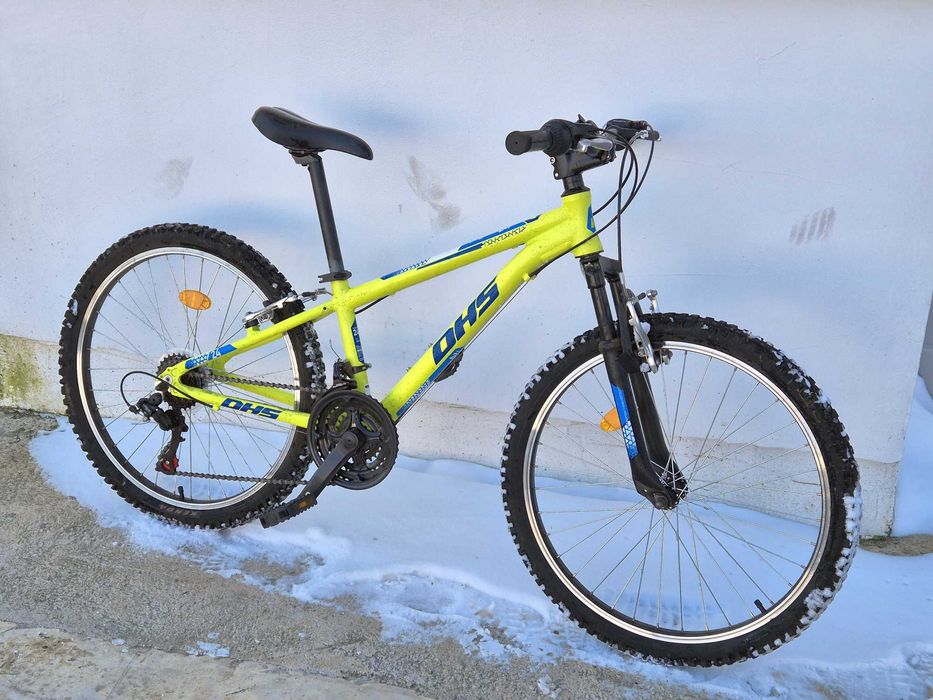 Bicicleta 24", angrenaje Shimano, 3x6, cadru aluminiu. Putin folosita