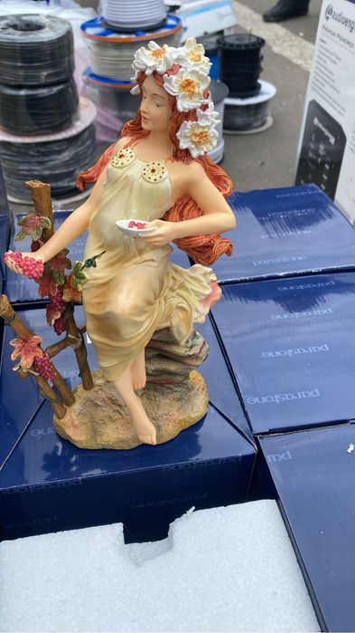 Vand statuete alphonso mucha
