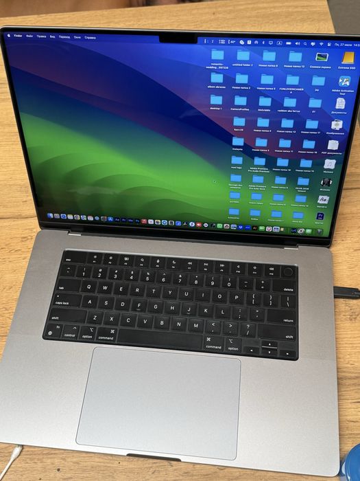 Macbook pro 16 m2 max 32 1tb