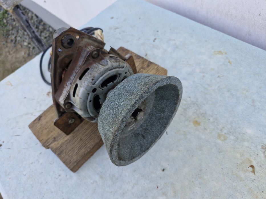 Продам точило 7000