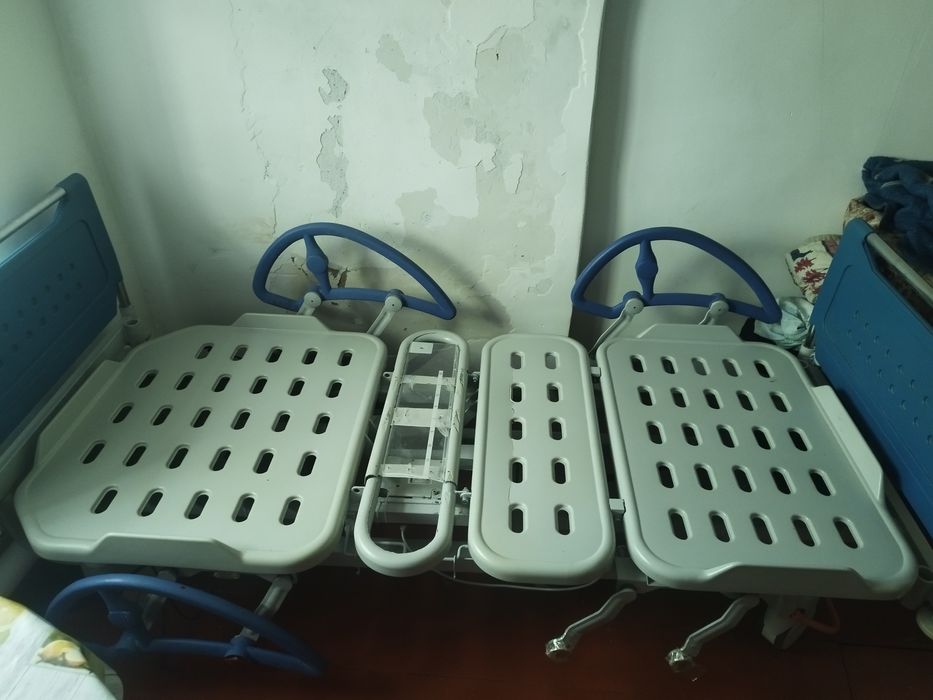 Кровать для инвалидов, пенсионеров