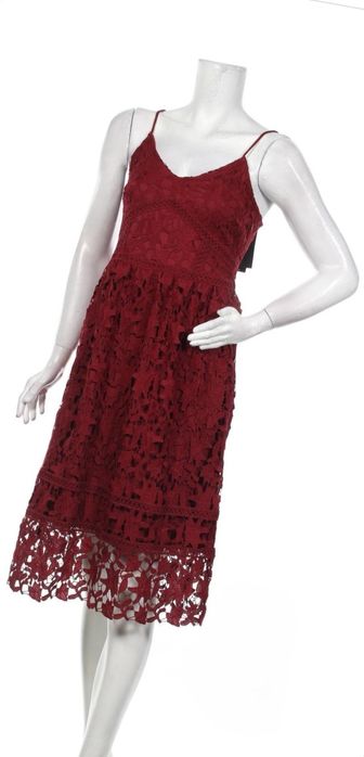 Rochie burgundy/grena  dantela brodata