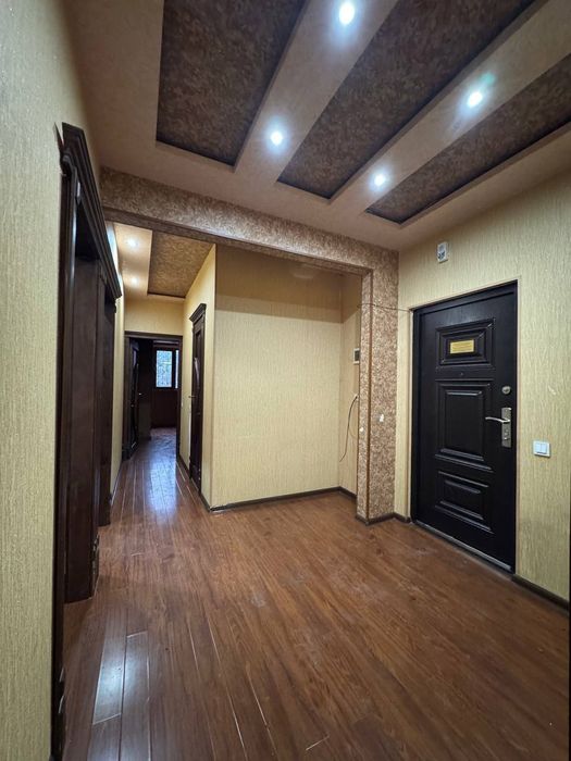 Тинчлик 3 хона квартира сотилади