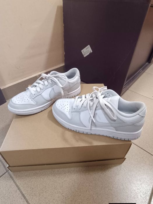 Чисто нови Nike Dunk Low Grey (Размер 38)