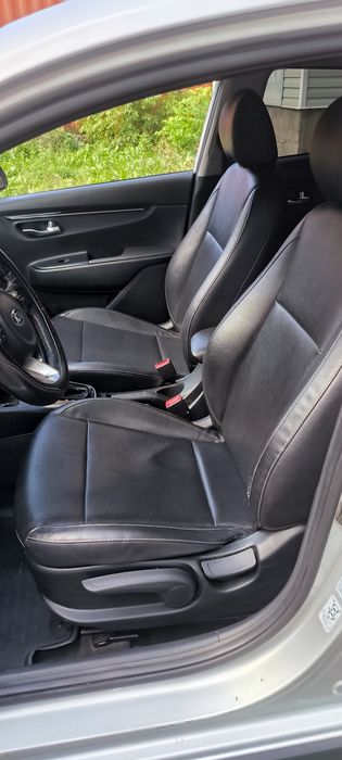 Продам Kia Rio X-Line 2019 г. в.