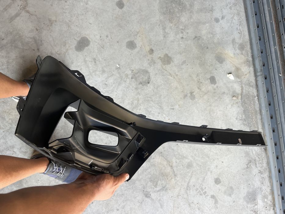 Решетка халоген Renault Trafic 2022