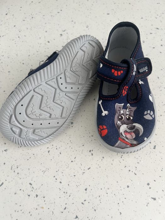 Детски пантофи