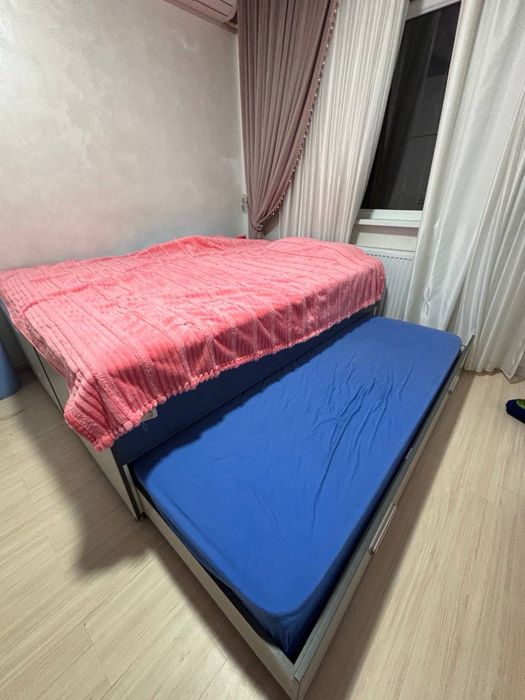 СРОЧНО продоется кровать + матрас