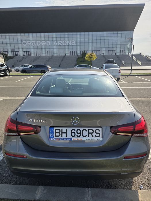 MERCEDES-BENZ A-Class 2022 — imagine 5