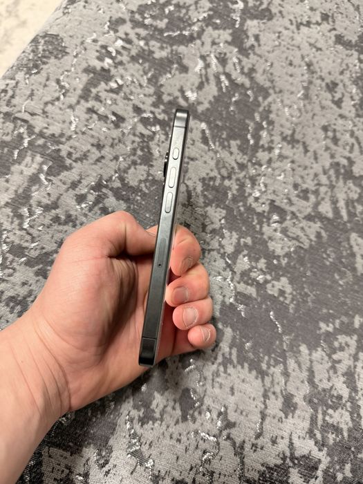 Продам IPHONE 15 pro