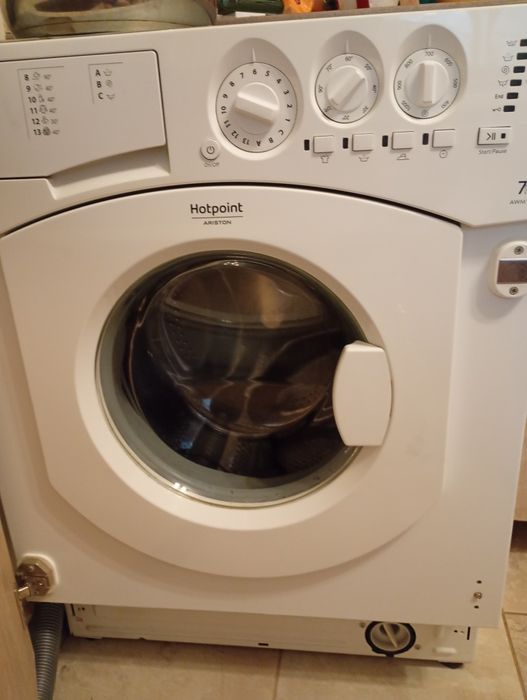 Пералня Hotpoin за чости