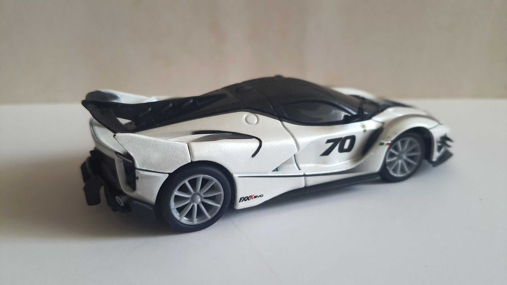 Ferrari Shell Racing Bluetooth Bburago - Мащаб 1:41