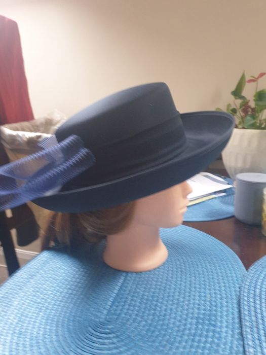 Pălărie pentru nunți bleu marin