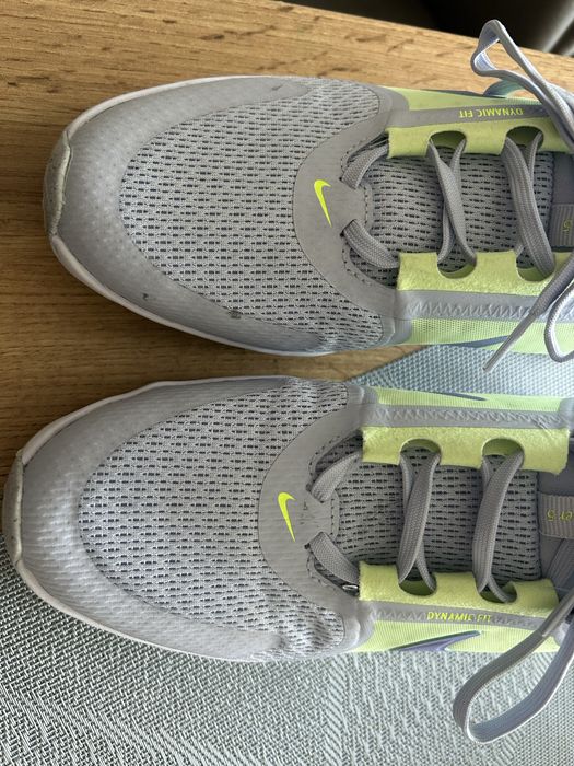 Дамски маратонки Nike