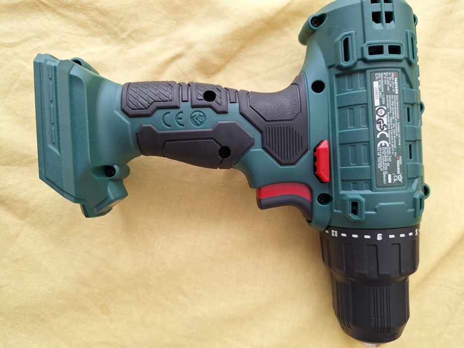 Masina de insurubat si gaurit Parkside PBSA 20-Li A1 cu acumulator si incarcator