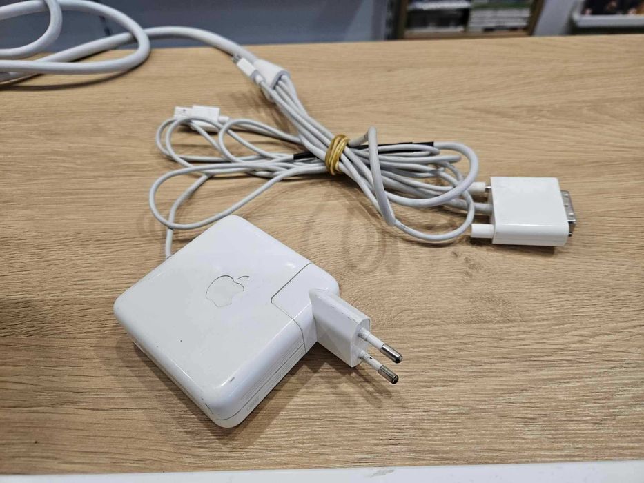 +Гаранция! Монитор Apple Cinema HD Display A1082 23" 1920x1200