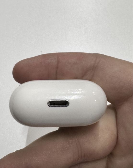 Продам эйрподсы 2