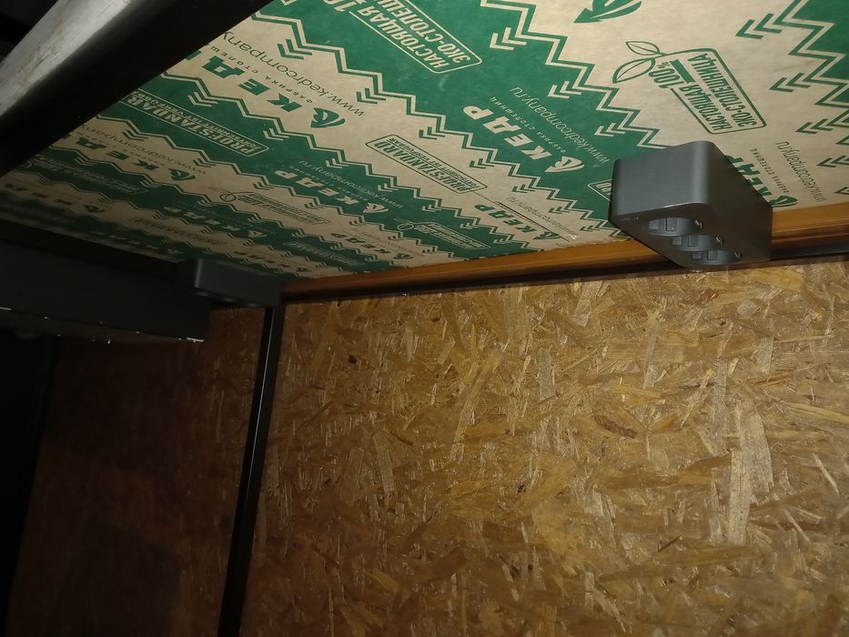 Барная зона новая.