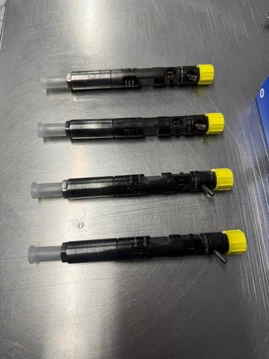 Рециклирани Делфи дюзи:R03201D/FORD/TRANSIT/2.4/3.0/TDCI