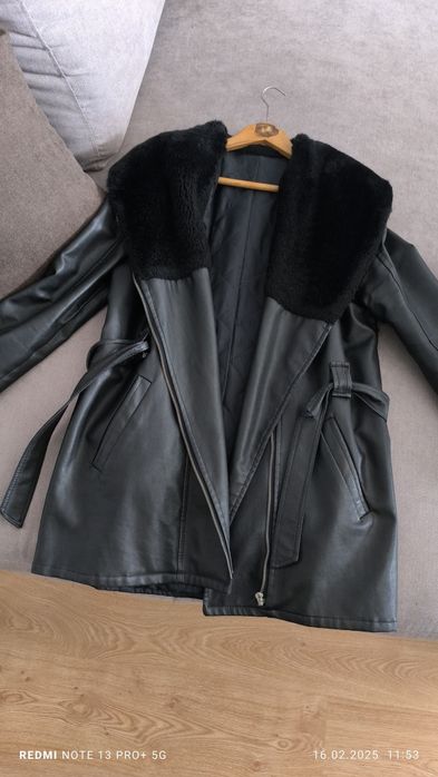 Дамско яке от еко кожа