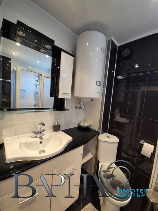 Дава се под наем Двустаен апартамент в Варна, Център - 60 кв.м за 398.82 € - Снимка #8