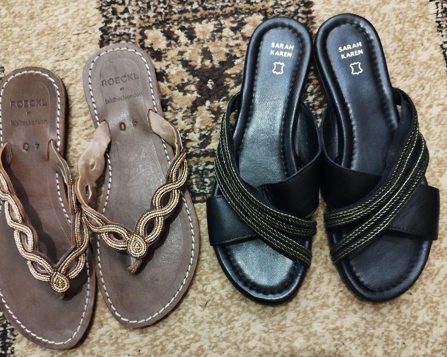 Сандали бежови 40 номер.