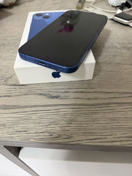 Продается Айфон 13,256гб