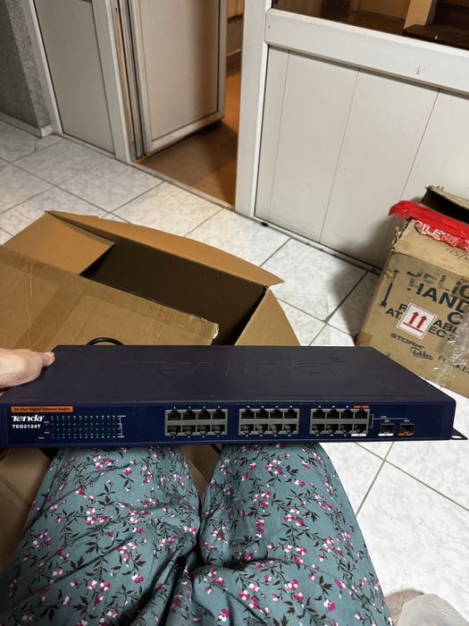 Коммутатор Tenda TEG2124T