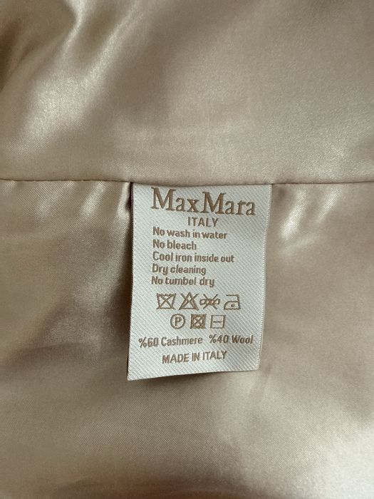 MaxMara - кашмирено късо палто